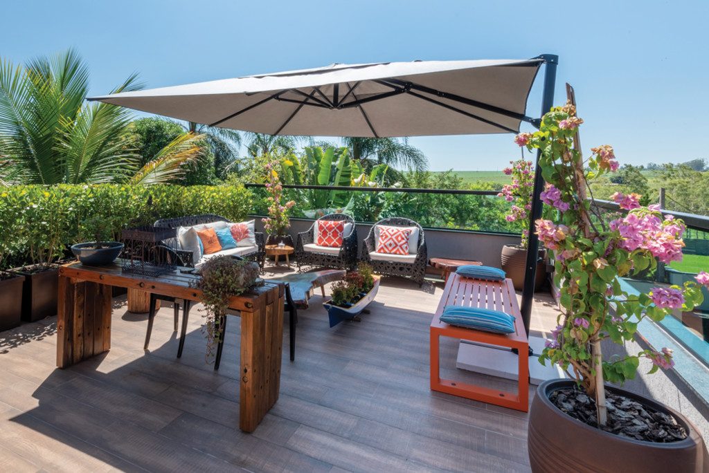 IMG: Conheça os modelos de toldos da Stobag para criar ambientes com estilo e requinte